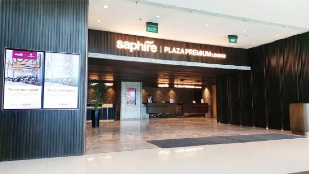 Lounge VIP di Bandara Internasional Soekarno-Hatta [CGK] Jakarta, Indonesia | Lounge VIP | Transit & Menunggu Penerbangan Pulang | Plaza Premium Lounge | Blue Sky Lounge