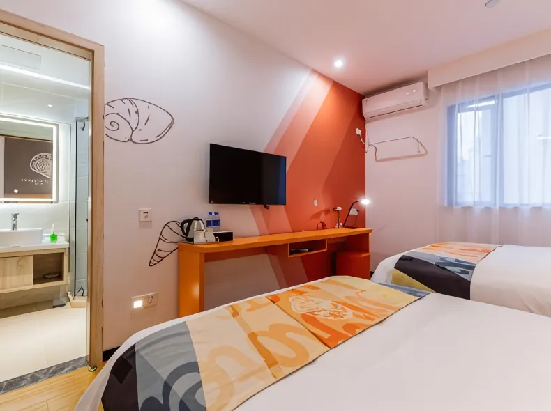 Shell Hotel
