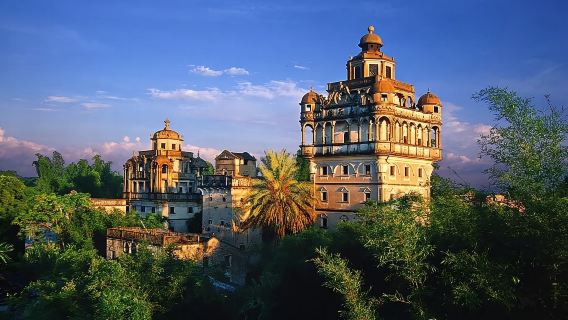 開平碉樓文化旅遊區+三十三墟街+梁啟超故居一日遊【私家團】