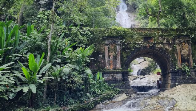 Explore the Best of Tijuca Forest – Hike to Peaks, Caves & Falls