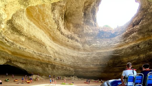 拉各斯出發的貝納吉爾海灘