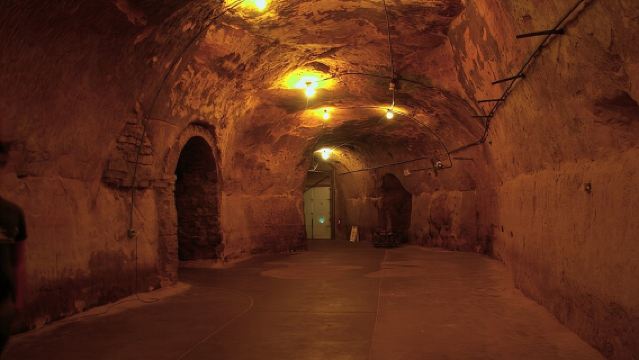 Historische Höhlentour in St. Paul