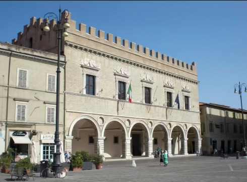 意大利裏米尼烏爾比諾公爵宮+拉斐爾桑奇奧劇院文藝復興之旅