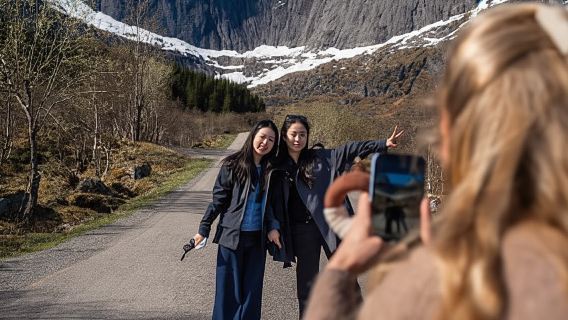 Svolvær: Reine, Hamnøy, Sakrisøy: Photographer's Dream Tour