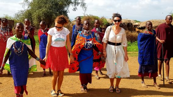 Kenya Nairobi Giraffe Center + Kenya Bomas Folk Cultural Village one-day tour
