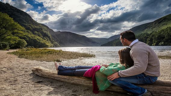 Dublin ke Kilkenny, Wicklow, Glendalough, Percubaan Anjing Biri-biri Laragh