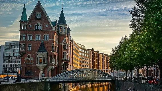 Tour đi bộ riêng tư ở Hamburg cùng người dân địa phương