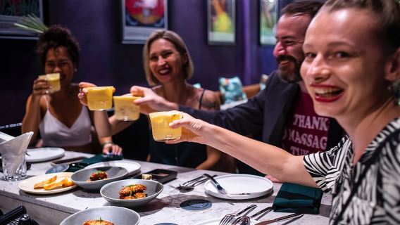 Секретный коктейльный вечер в Сайгоне