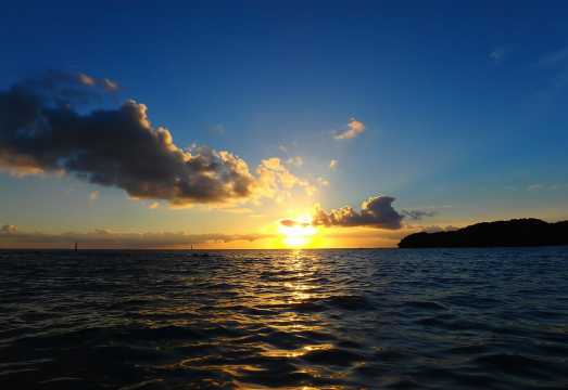 Beautiful sunset kayak tour in Okinawa