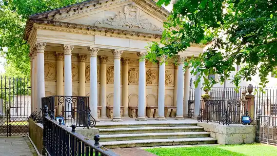 Gaztelugatxe, Mundaka and Gernika Tour from Bilbao