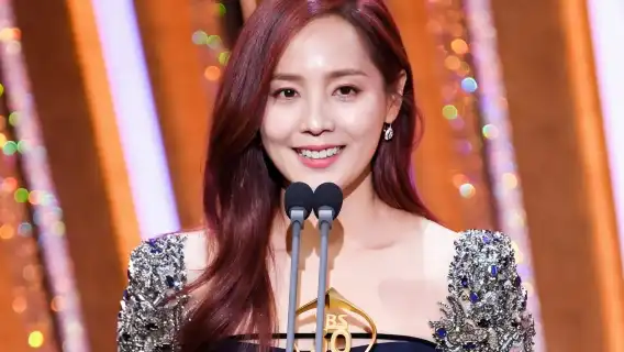 VOID Cheongdam Hair/Makeup Experience