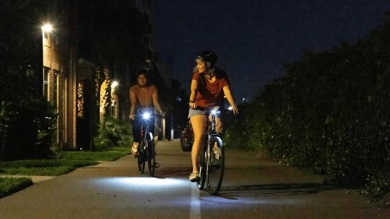 Lawatan Basikal Malam Orlando: Menunggang Keseronokan Melalui Kehidupan Malam Bandar