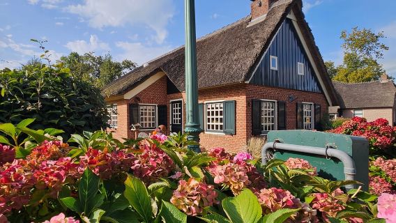 Amsterdam: Giethoorn, Zaandam & Zaanse Schans Tour
