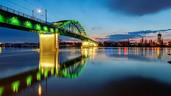 Belgrado: crociera turistica al tramonto con bevande