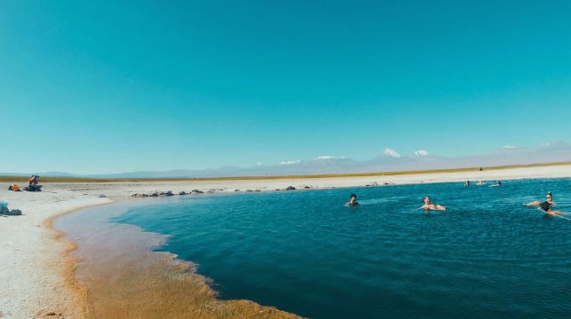 阿塔卡馬沙漠：塞哈爾潟湖漂浮體驗及日落之旅