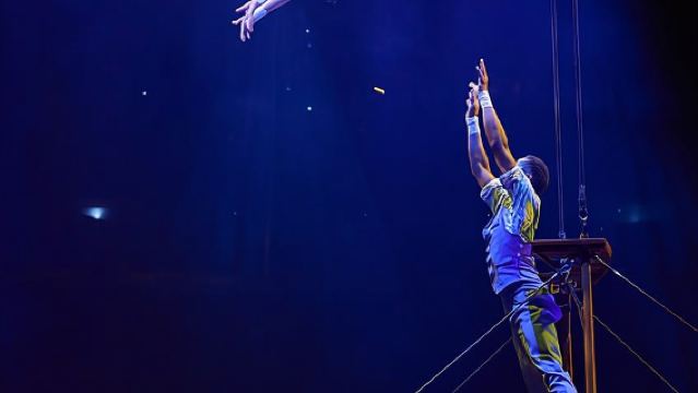 シルク・ドゥ・ソレイユ LUDÕ — New ナヤリット