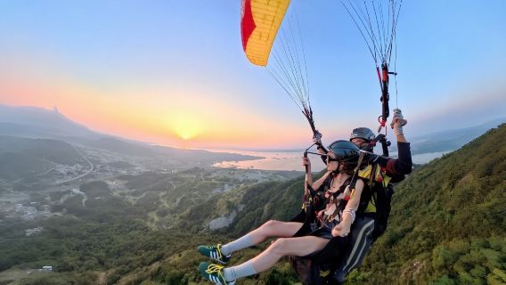 江西九江廬山滑翔傘【俯瞰廬山全景/秀峰瀑布+專業教練帶飛】