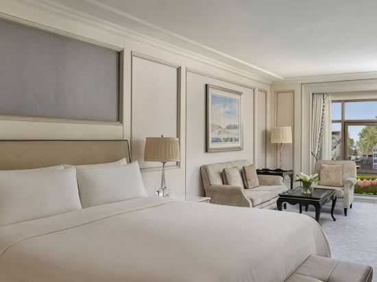 Shangri-La Bosphorus Istanbul Room Type - Deluxe City View Room King