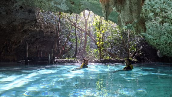 Exploración privada guiada de cenotes y ríos subterráneos