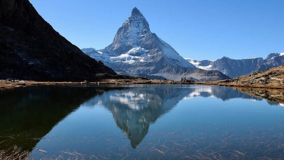 Exclusive Zermatt and Matterhorn: Small Group Tour from Zürich