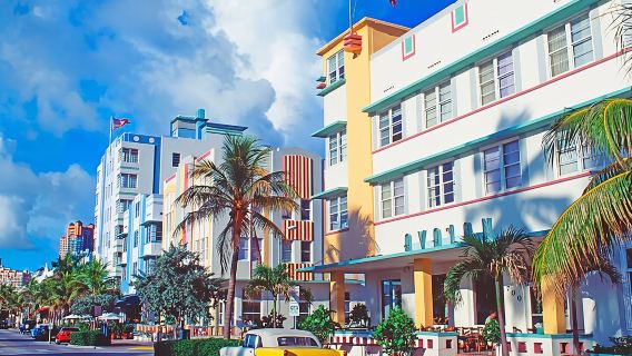 Il tour ufficiale a piedi dell'Art Déco della Miami Design Preservation League