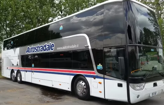 米蘭馬爾彭薩機場 - 米蘭中央火車站/米蘭國際展覽中心單程或來回巴士票【隨買隨用】