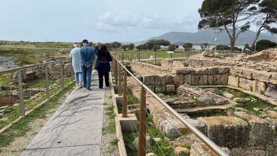 Nora Tour dari Cagliari