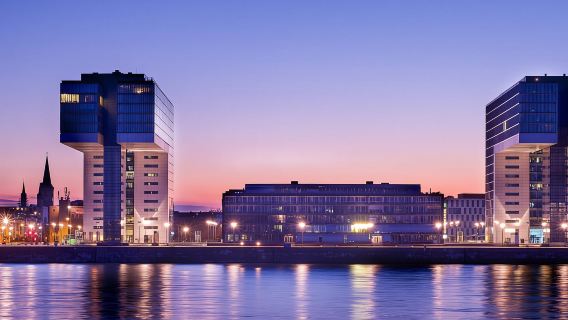 Cologne: Rhine River Winter Cruise with Festive Music