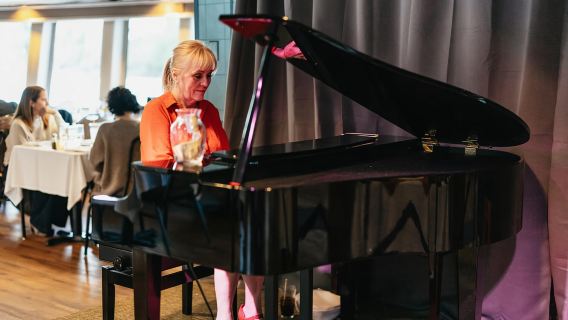 Portland: Willamette River 2.5-hour Dinner Cruise