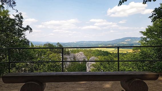 From Prague: Full-Day Bohemian Paradise Guided Hiking Trip