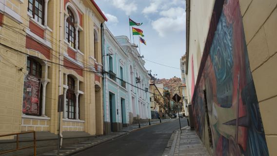 Walking city tour La Paz