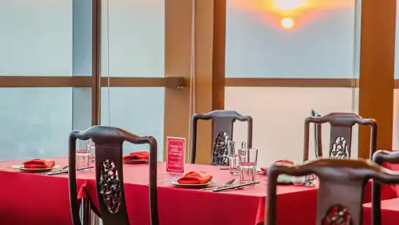 บุฟเฟ่ต์ที่โรงแรมใบหยกสกาย กรุงเทพ