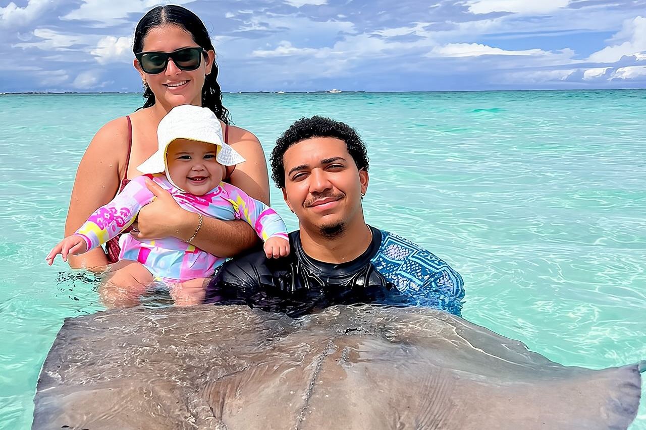 Stingray City, Coral Garden & Starfish Tour.