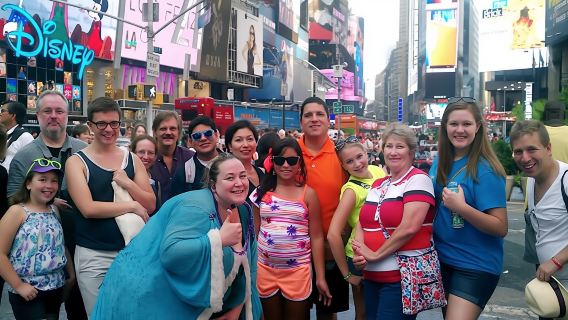 Gleeks on Broadway guided walking tour in New York City