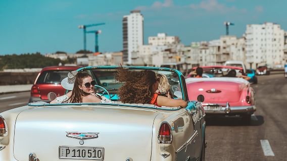 Havana classic American car tour