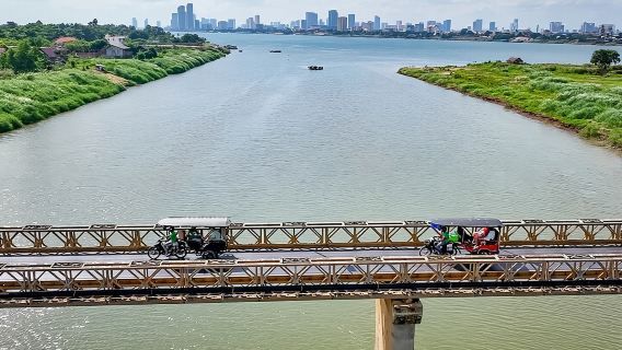 พนมเปญไปเกาะซิลค์โดยรถตุ๊กตุ๊กพร้อมผู้เชี่ยวชาญท้องถิ่น