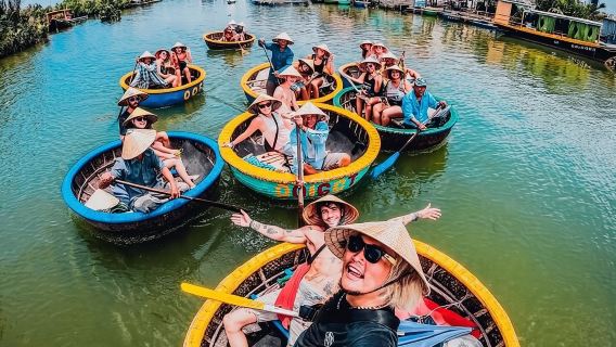 Experience Local Market and Boat Ride with Cooking Class