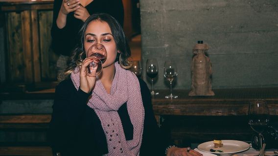 Guided, FUN Wine Tasting with Trivia Games, Napoli