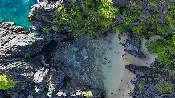 El Nido 1-day tour Route A: Exploring Lagoons and Stunning Beaches