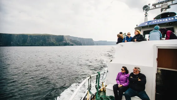 Galway: Pelayaran Tebing, Kepulauan Aran & Tur Sehari Connemara