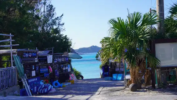 從那霸出發：搭乘高速船前往慶良間浮潛之旅