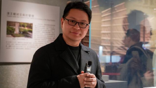 Penerangan berpandu selama 2 jam oleh guru penyelidikan maju Muzium Wilayah Yunnan: Tiada tempahan diperlukan + termasuk fon telinga tanpa wayar