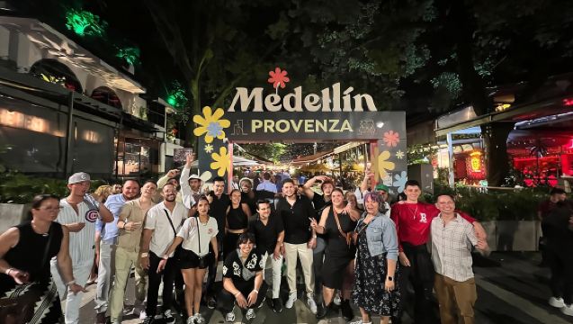 Medellín: Una noche en rooftops y discotecas de Provenza
