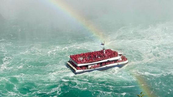 Wandelreis bij Niagara Falls Canada en Hornblower Boot