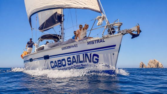 Cabo San Lucas: Halvdagstur med snorkling och segling