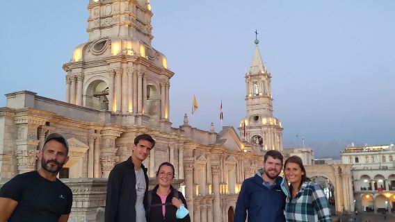 Arequipa City Tour and food and drinks experience