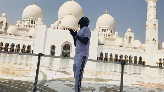 ข้อเสนอ: มัสยิด Sheikh Zayed Grand Mosque และ Dubai Red Dunes พร้อมอาหารค่ำแบบบาร์บีคิว