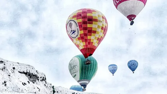 Tour di un giorno intero a Marmaris e Pamukkale con giro in mongolfiera