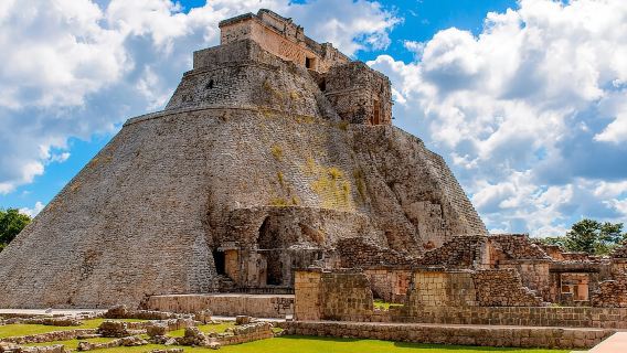 Uxmal and Kabah Ruins Tour with Chocolate History 