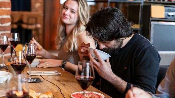 Mailand: Navigli-Kulinarik- und Getränketour mit Eating Europe